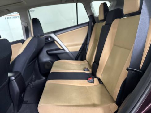 Used 2016 Toyota RAV4 XLE AWD/4WD image 26