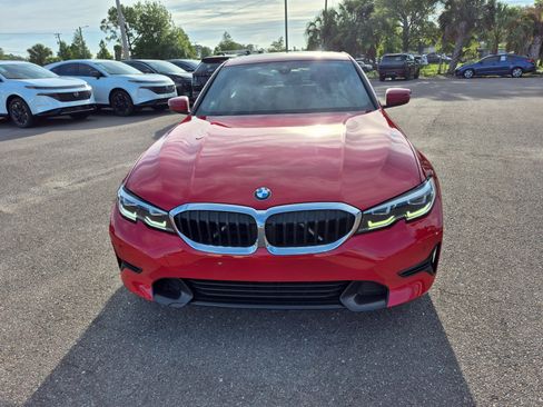 Used 2021 BMW 330i Sedan w/ Convenience Package RWD image 2