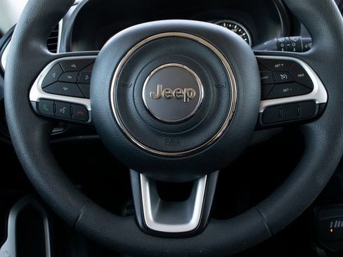 Used 2020 Jeep Renegade Sport image 28