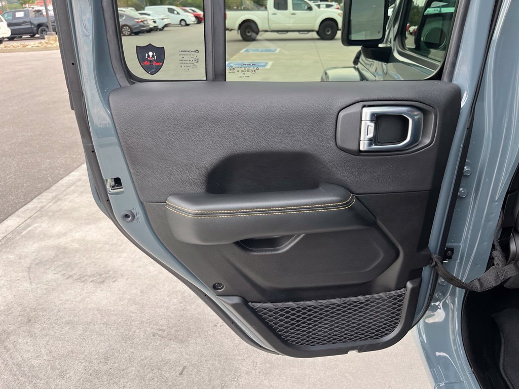 Used 2026 Jeep Wrangler Unlimited Sahara AWD/4WD image 17