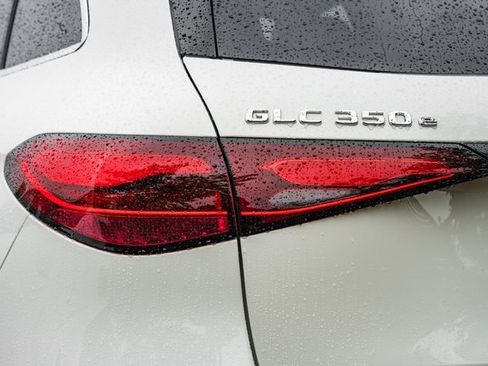 New 2025 Mercedes-Benz GLC 350e 4MATIC image 6