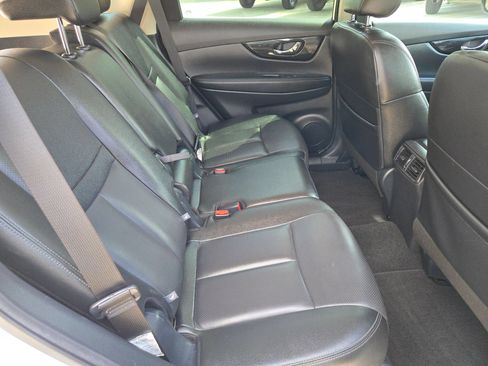 Used 2020 Nissan Rogue SL w/ Premium Package FWD image 25