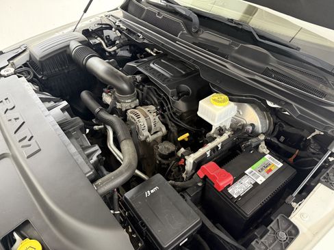 Used 2019 RAM 1500 Limited image 13