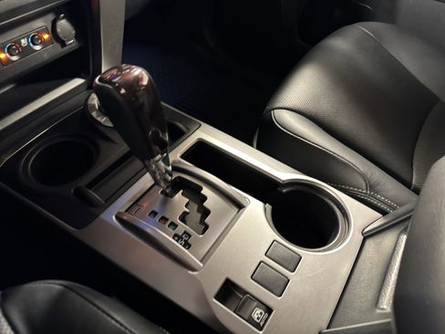 Used 2024 Toyota 4Runner Limited image 21