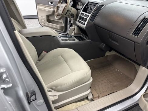 Used 2010 Ford Edge SEL image 25