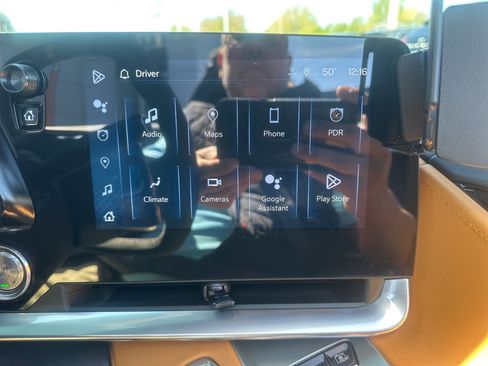 Used 2024 Chevrolet Corvette Stingray Preferred Conv image 32