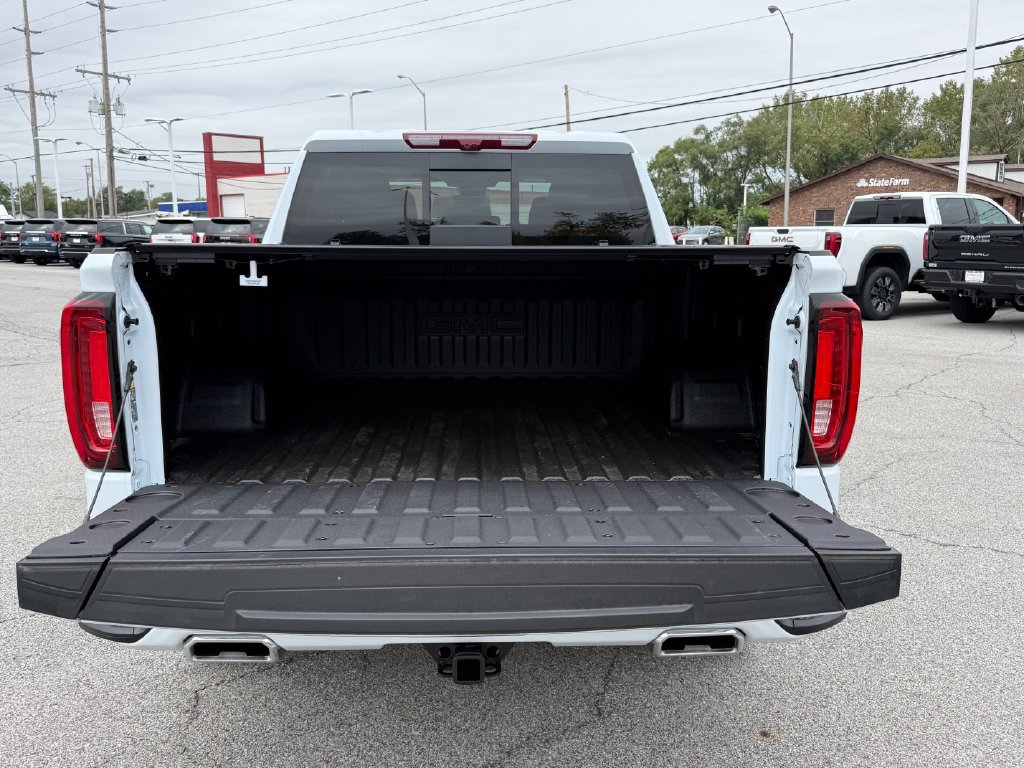 New 2026 GMC Sierra 1500 Denali w/ Denali Reserve Package AWD/4WD image 6