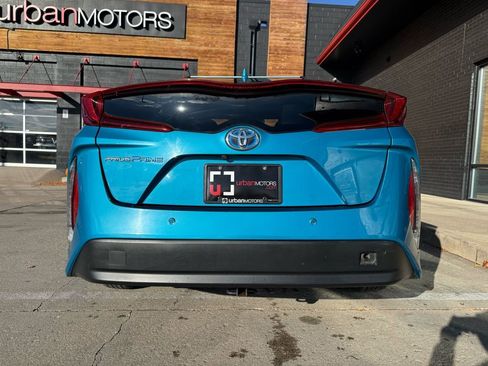 Used 2018 Toyota Prius Prime Advanced image 16