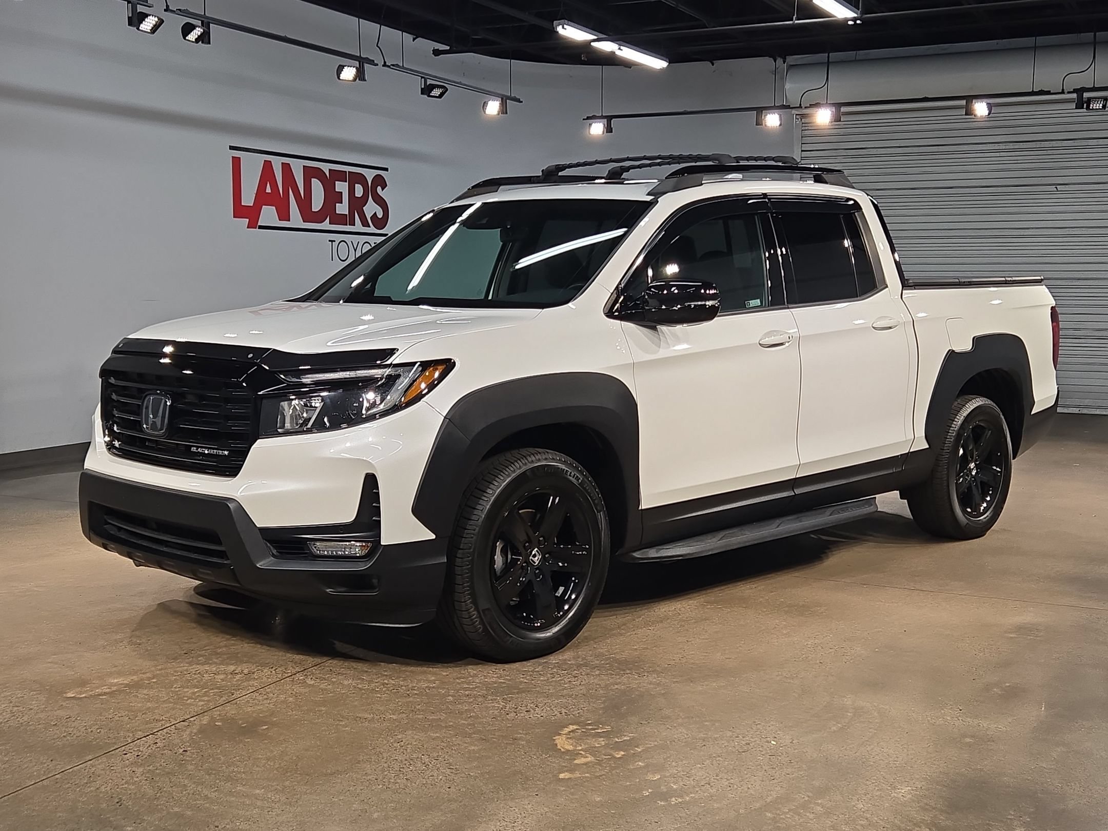 Used 2021 Honda Ridgeline Black Edition image 3