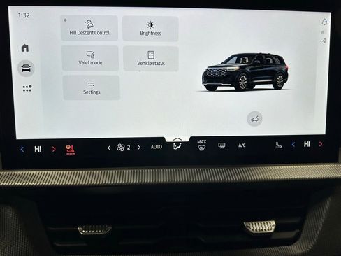 Used 2025 Ford Explorer ST-Line image 27