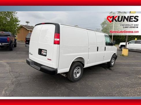 New 2026 GMC Savana 2500 w/ Driver Convenience Package RWD image 5
