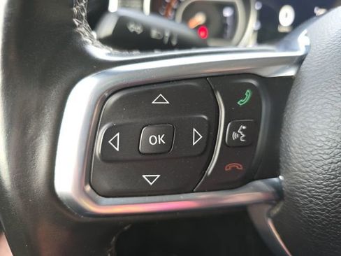 Used 2022 Jeep Wrangler Unlimited Sahara w/ Cold Weather Group image 20