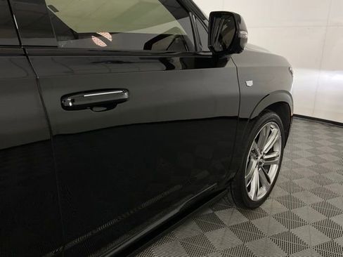 Used 2025 Cadillac Escalade Sport w/ Touring Package AWD/4WD image 7