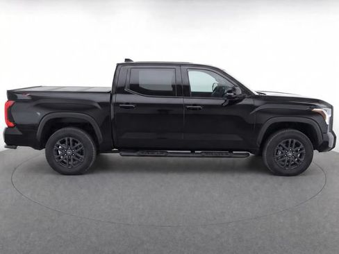 Used 2023 Toyota Tundra SR5 w/ SR5 Convenience Package AWD/4WD image 2