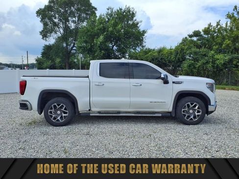 Used 2022 GMC Sierra 1500 SLT image 2