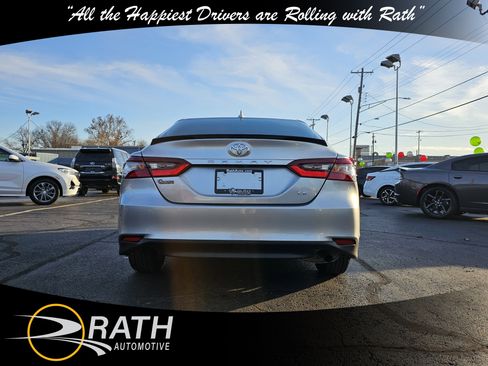 Used 2023 Toyota Camry LE image 7