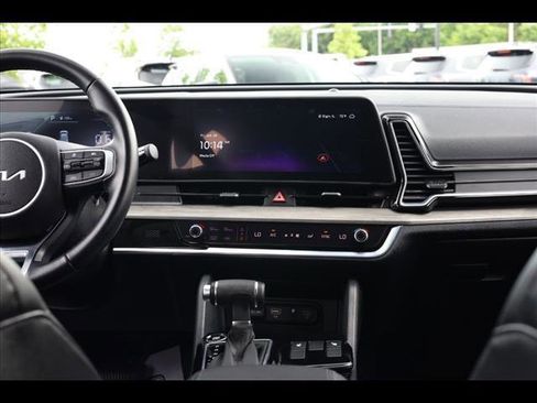 Used 2025 Kia Sportage X-Line image 11