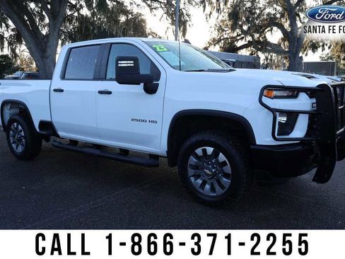 Used 2023 Chevrolet Silverado 2500 Custom w/ Custom Value Package image 5