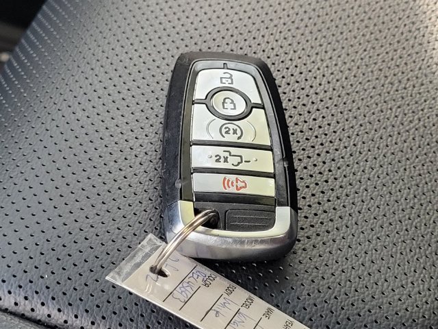 Used 2024 Ford F350 Lariat w/ FX4 Off-Road Package AWD/4WD image 33