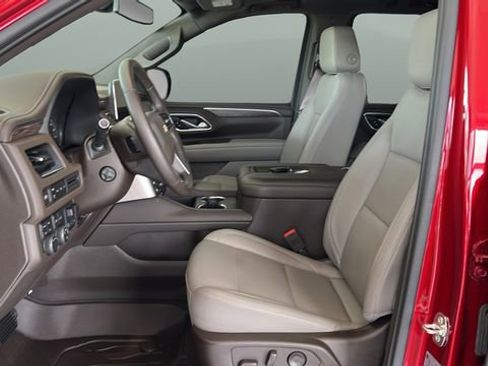 Used 2021 Chevrolet Tahoe LT w/ LT Signature Package image 7