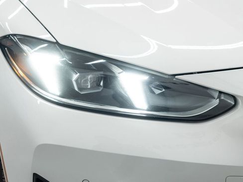 Used 2025 BMW 430i xDrive w/ Premium Package image 48