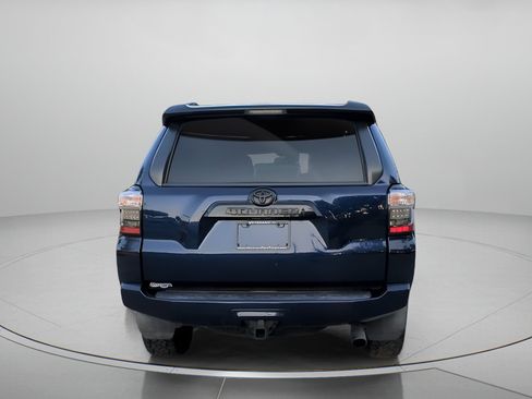 Used 2020 Toyota 4Runner Venture w/ Moonroof Package AWD/4WD image 25