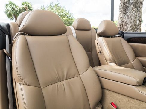 Used 2006 Lexus SC 430 Convertible w/ Preferred Accessory Pkg RWD image 24