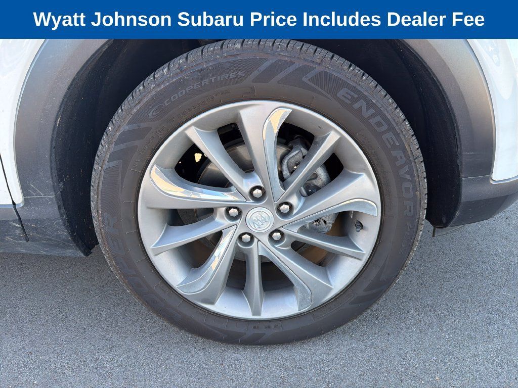 Used 2022 Buick Encore GX Essence w/ Experience Buick Package FWD image 13