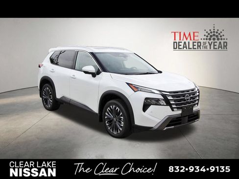 Certified 2025 Nissan Rogue SL w/ Tech Package AWD/4WD image 9