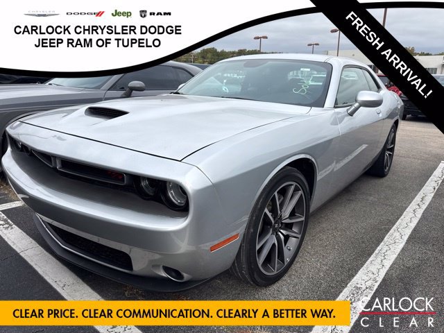 Used 2023 Dodge Challenger R/T RWD image 1