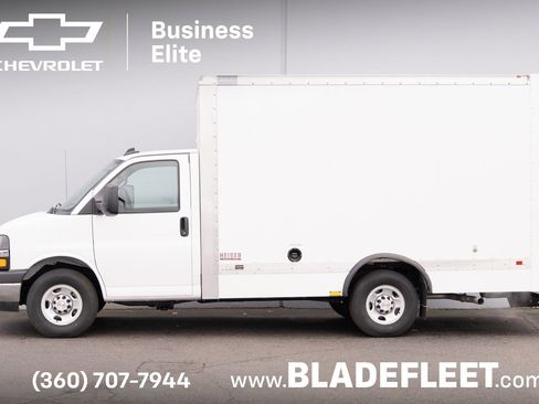 New 2024 Chevrolet Express 3500 w/ Power Convenience Package RWD image 4