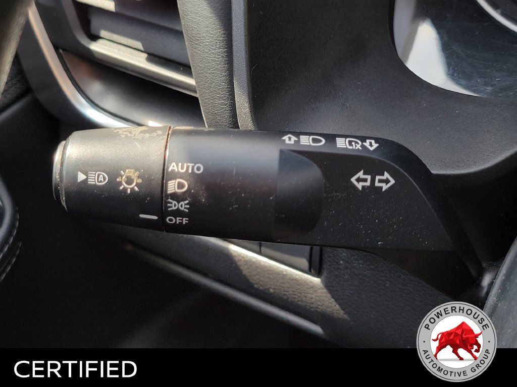 Used 2023 Nissan Rogue SV FWD image 30