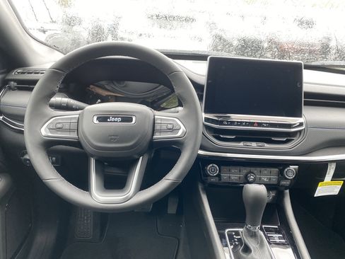New 2026 Jeep Compass Limited image 13