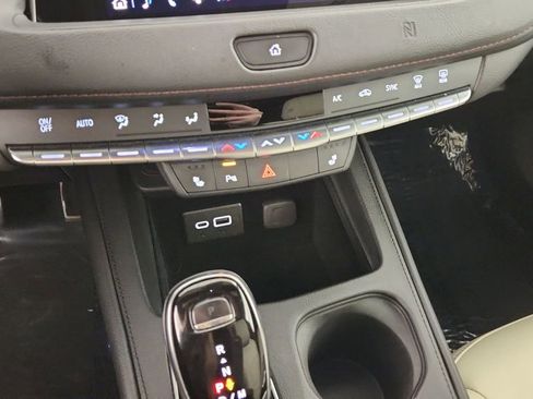 Used 2020 Cadillac XT4 Sport image 16