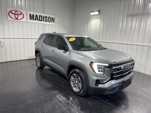 Used 2026 GMC Terrain Elevation AWD/4WD image 4
