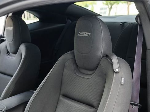 Used 2015 Chevrolet Camaro SS w/ SS Performance Package image 24