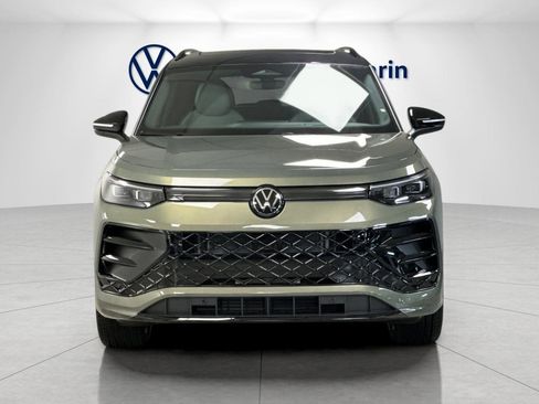 New 2026 Volkswagen Tiguan SE R-Line image 8