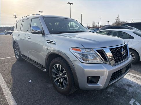 Used 2020 Nissan Armada SL w/ Premium Package image 2