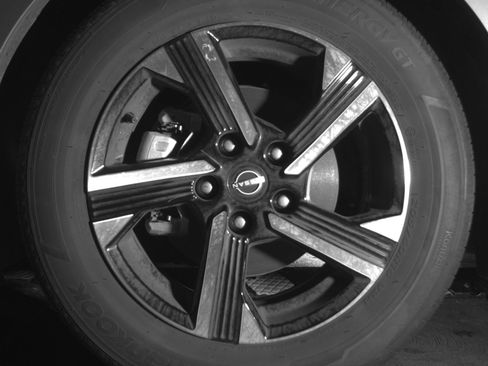 Used 2025 Nissan Sentra SV image 12