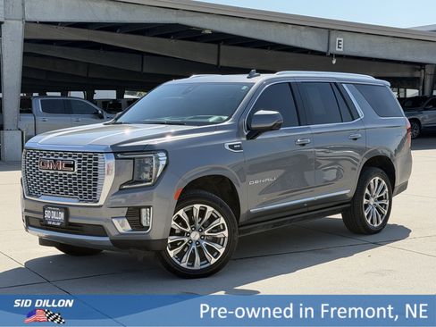 Used 2021 GMC Yukon Denali w/ Denali Ultimate Package AWD/4WD image 1
