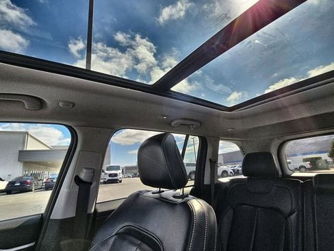 Used 2024 Jeep Grand Cherokee Limited 4xe image 27