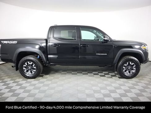 Used 2023 Toyota Tacoma TRD Off-Road AWD/4WD image 3