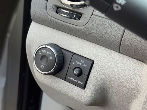 Used 2014 Buick Enclave Leather w/ Trailering Provision Package image 30