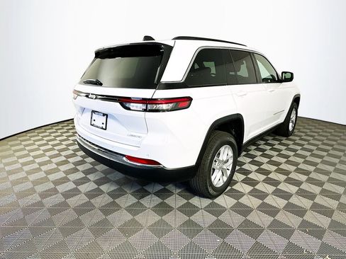 New 2026 Jeep Grand Cherokee Laredo AWD/4WD image 9