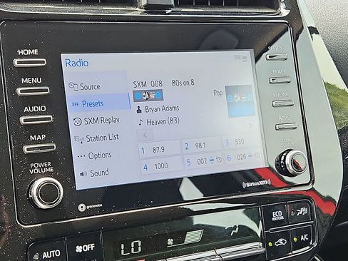 Used 2022 Toyota Prius LE AWD/4WD image 19