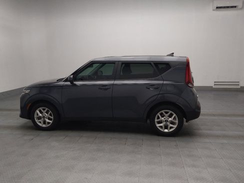 Used 2020 Kia Soul S image 3