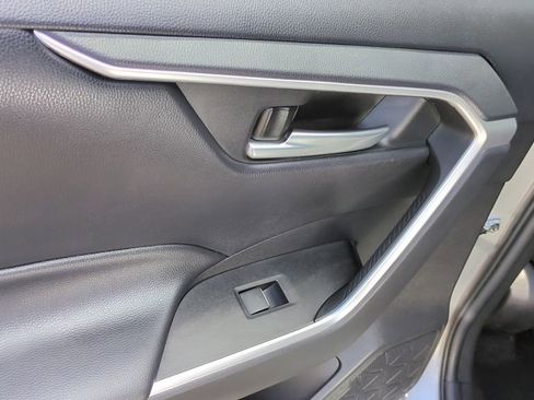 Used 2023 Toyota RAV4 SE AWD/4WD image 15