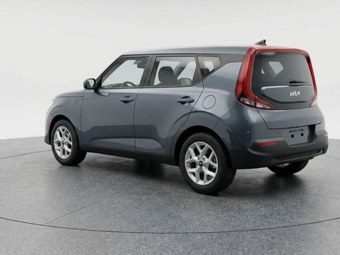 Used 2025 Kia Soul LX w/ LX Technology Package image 6