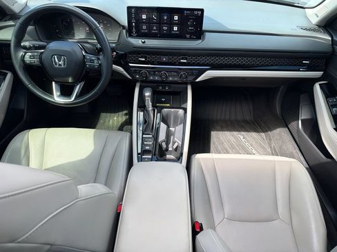 Used 2024 Honda Accord Touring image 27