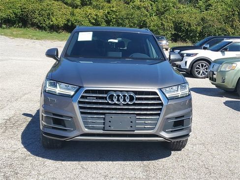Used 2017 Audi Q7 3.0T Premium Plus image 2